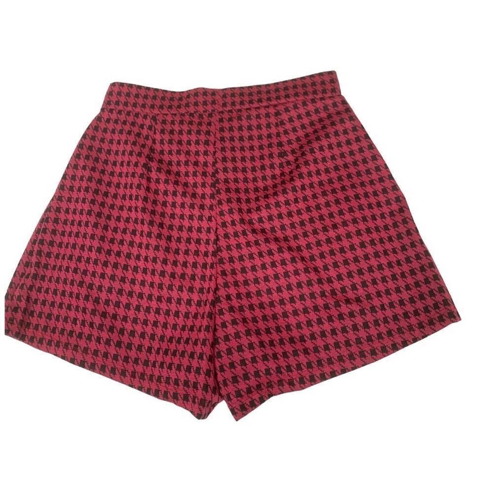 Houndstooth Patterned Skort - Picture 3 of 9
